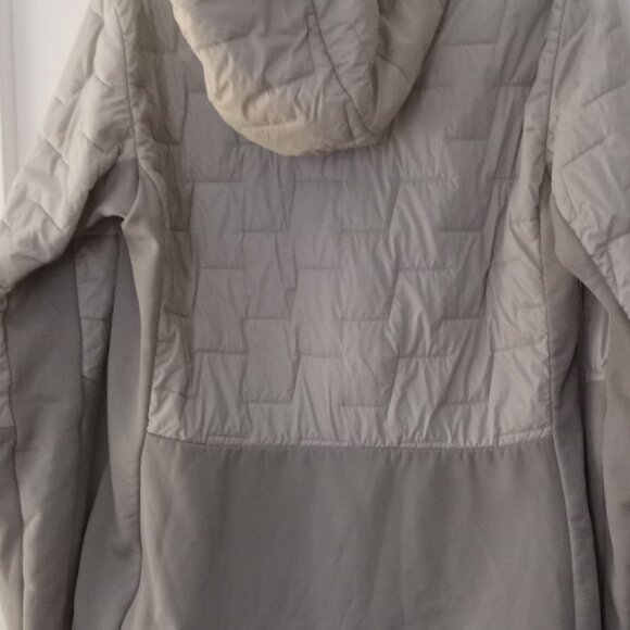 Women's Lifaloft Hybrid Insulator Jacket. - Picture 2 of 5